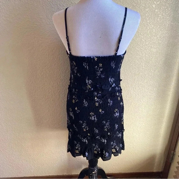 Abercrombie & Fitch Black Floral Mini Dress Smocked Bodice Tiered Ruffle: Large - Picture 4 of 10